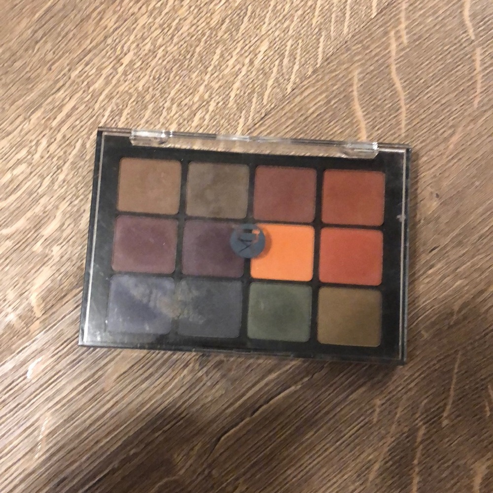 Viseart Dark Mattes Palette